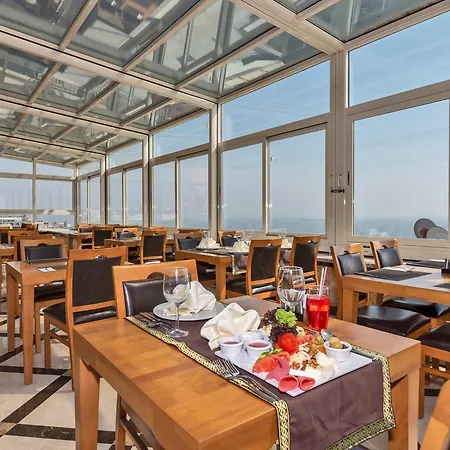 Hotel Piya Sport 4*