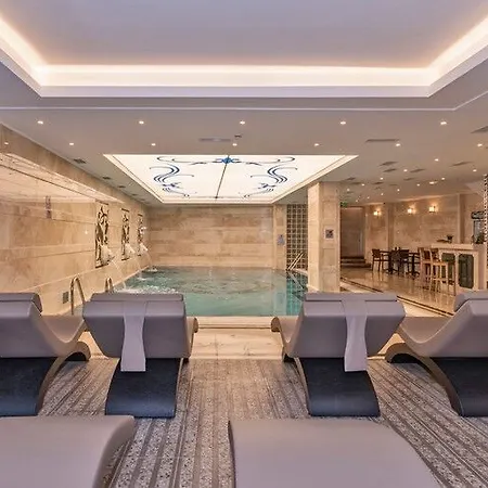 Szálloda Piya Sport 4*