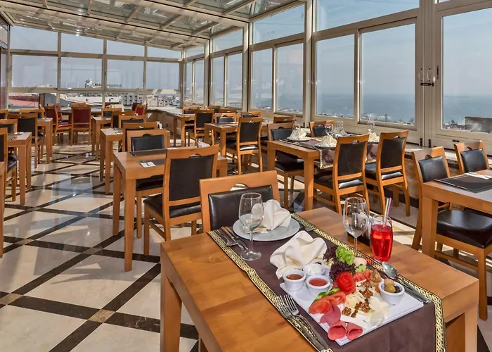 بييا سبورت فندق 4*